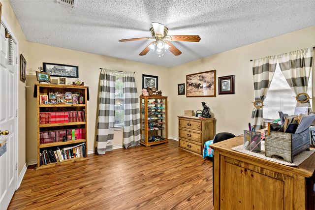 6120 Glenwood Drive, Reno, TX 75462