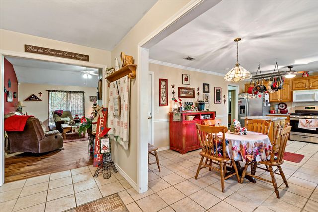 6120 Glenwood Drive, Reno, TX 75462
