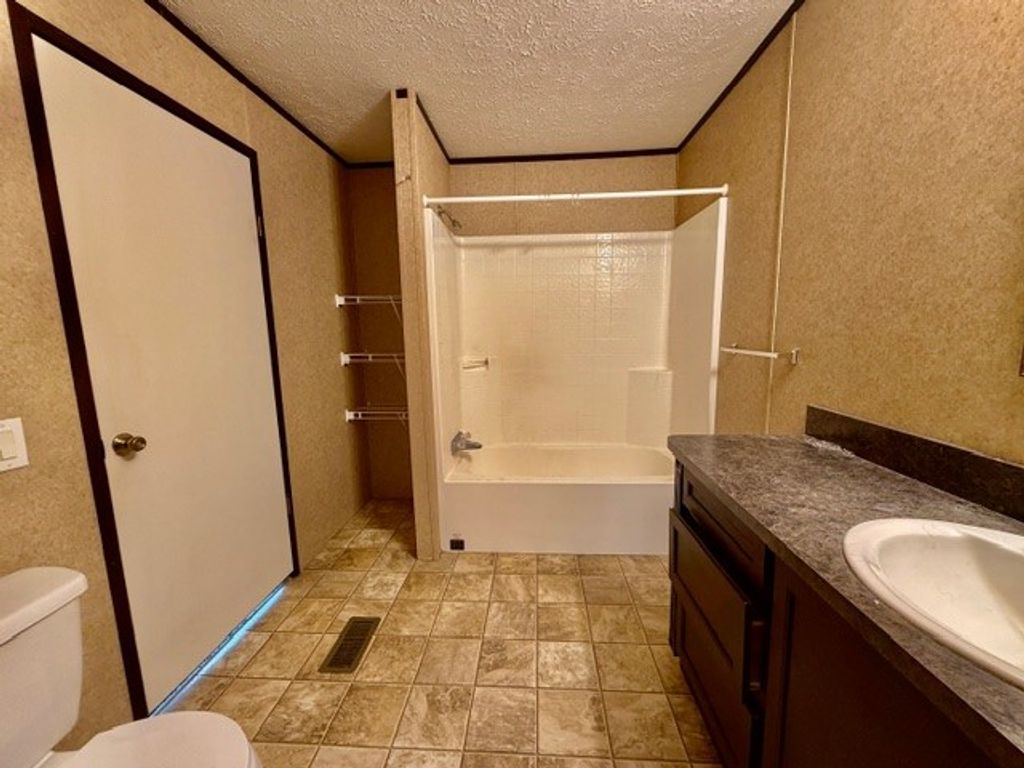 1104 E 8th STREET, Laurel, MT 59044 photo 14