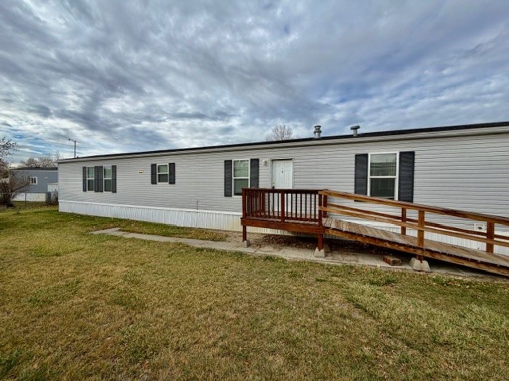 1104 E 8th STREET, Laurel, MT 59044 photo 3