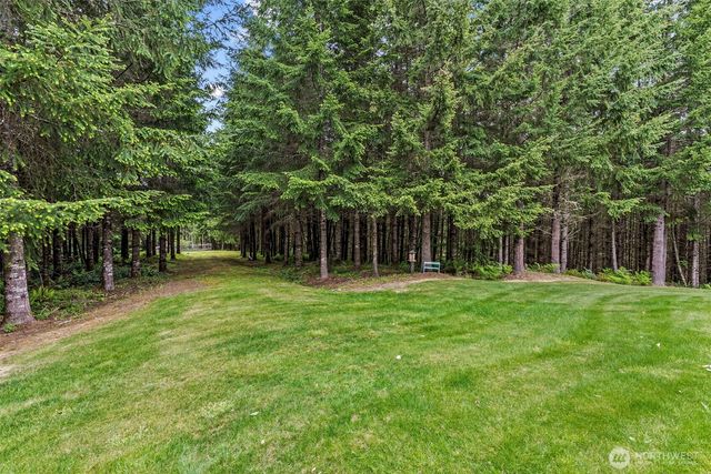 418 Shy Bear Road, Toutle, WA 98649