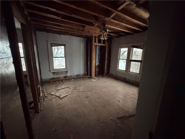 322 N Fairmount St, Garfield, PA 15206