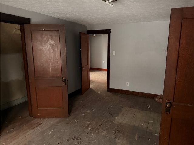 322 N Fairmount St, Garfield, PA 15206