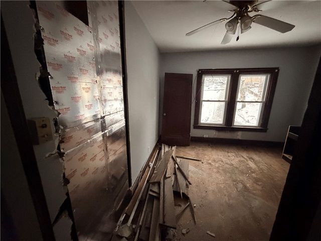 322 N Fairmount St, Garfield, PA 15206