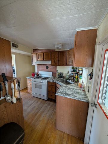 980 7TH STREET NW 55, Largo, FL 33770