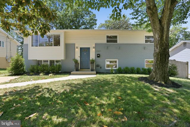 1809 JARVIS AVE, Oxon Hill, MD 20745