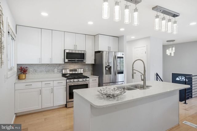1809 JARVIS AVE, Oxon Hill, MD 20745