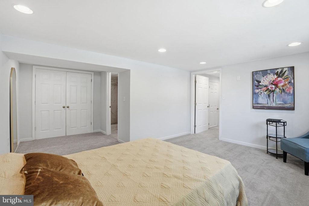 Image 17 of property listing at 1809 JARVIS AVE, Oxon Hill, MD 20745