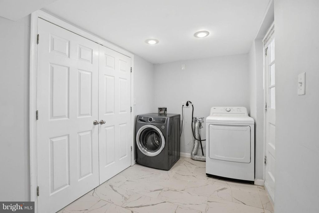 Image 26 of property listing at 1809 JARVIS AVE, Oxon Hill, MD 20745