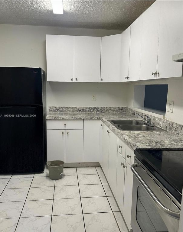 8500 SW 133rd Ave Rd 121, Miami, FL 33183