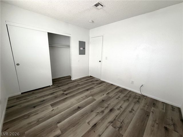 2724 Aarondavid Drive D, Las Vegas, NV 89121