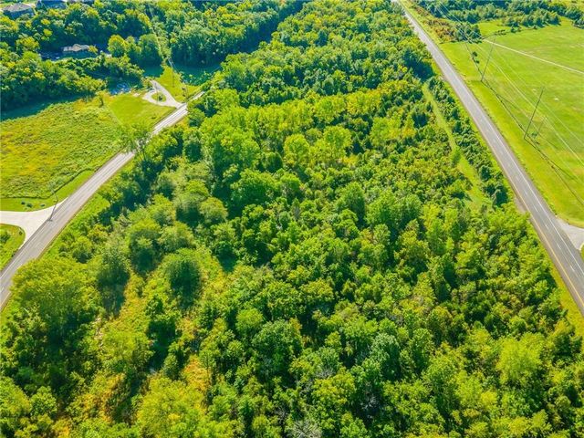 20301-20401 E US 40 Highway, Independence, MO 64015