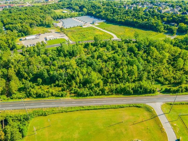 20301-20401 E US 40 Highway, Independence, MO 64015