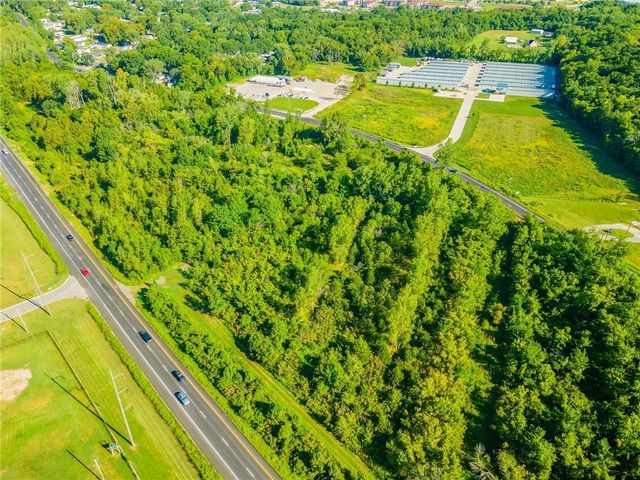 20301-20401 E US 40 Highway, Independence, MO 64015