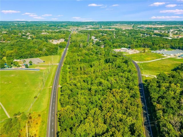 20301-20401 E US 40 Highway, Independence, MO 64015