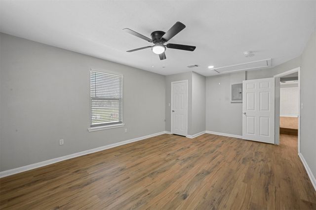 516 N Burdette Avenue, Sherman, TX 75090