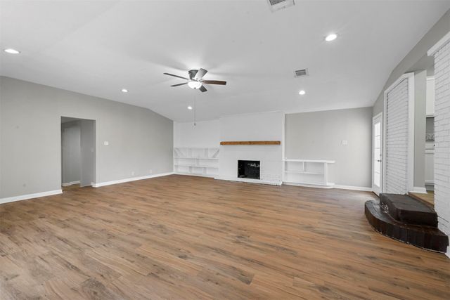 516 N Burdette Avenue, Sherman, TX 75090