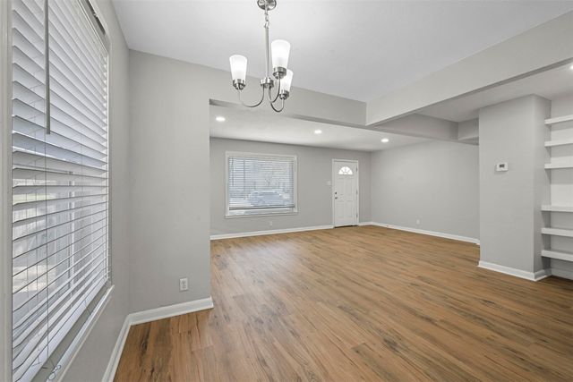 516 N Burdette Avenue, Sherman, TX 75090