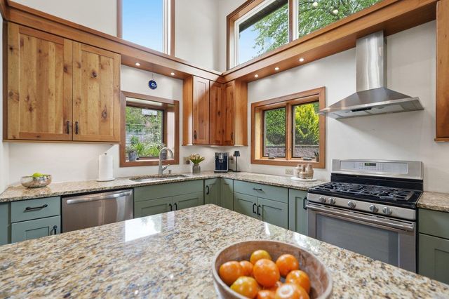 6805 Harvest Hill Road, Madison, WI 53717