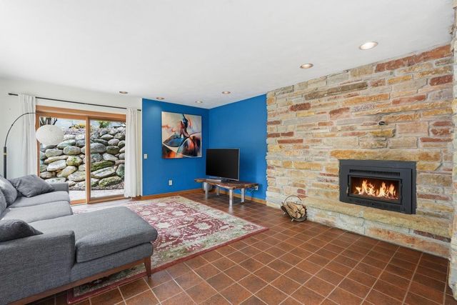 6805 Harvest Hill Road, Madison, WI 53717