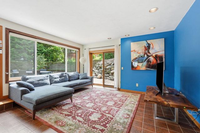 6805 Harvest Hill Road, Madison, WI 53717
