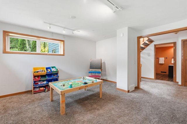 6805 Harvest Hill Road, Madison, WI 53717