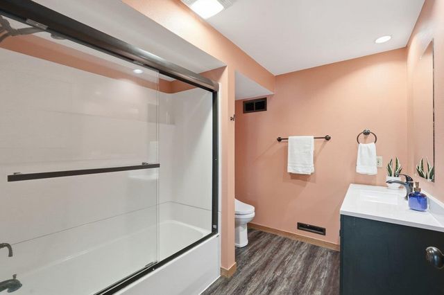 6805 Harvest Hill Road, Madison, WI 53717