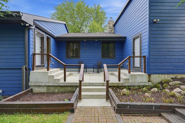 6805 Harvest Hill Road, Madison, WI 53717