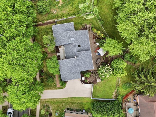 6805 Harvest Hill Road, Madison, WI 53717