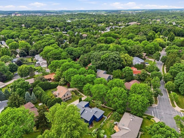 6805 Harvest Hill Road, Madison, WI 53717