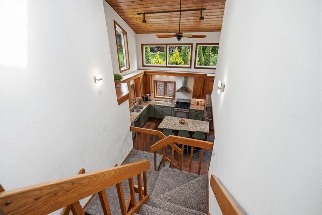 6805 Harvest Hill Road, Madison, WI 53717