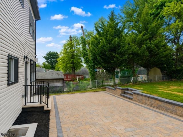 67 Melody Hill Rd, Clifton City, NJ 07013