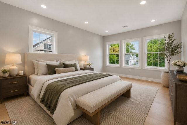 67 Melody Hill Rd, Clifton City, NJ 07013