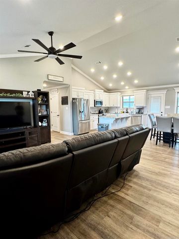 27 Remington Lane, Ward, AR 72176