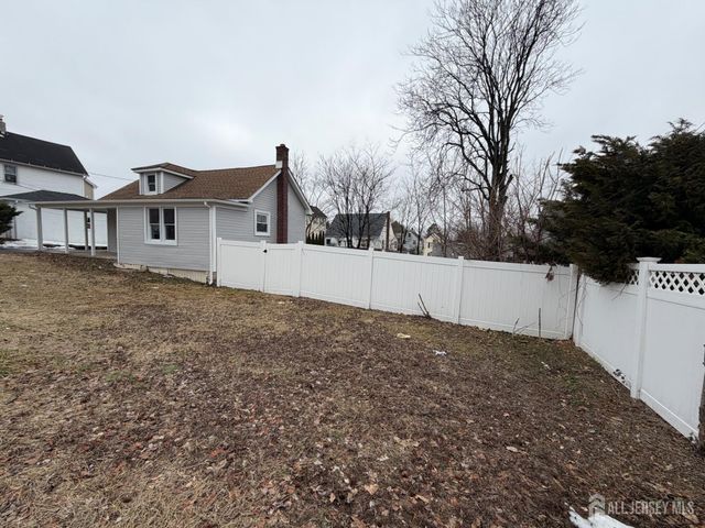 37 Quaid Street, Sayreville, NJ 08872