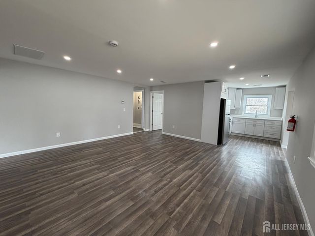 37 Quaid Street, Sayreville, NJ 08872