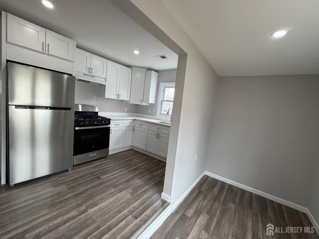 37 Quaid Street, Sayreville, NJ 08872