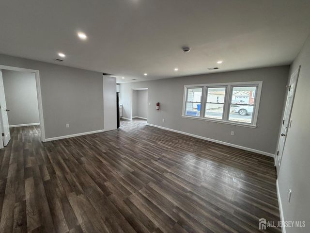 37 Quaid Street, Sayreville, NJ 08872