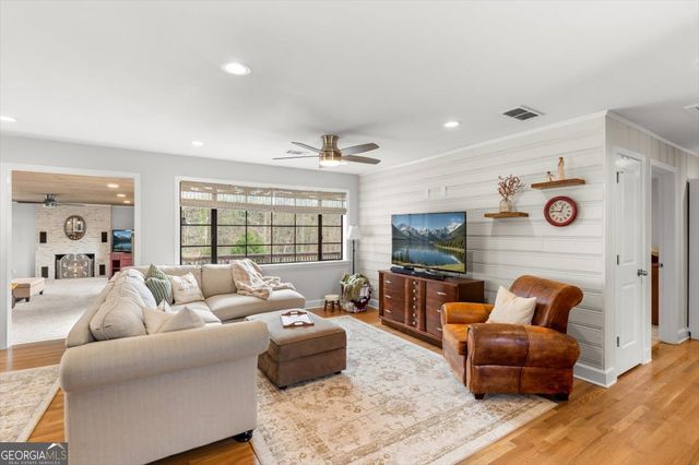 4570 Academy Street, Acworth, GA 30101