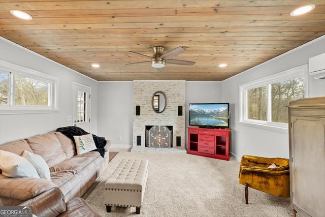 4570 Academy Street, Acworth, GA 30101