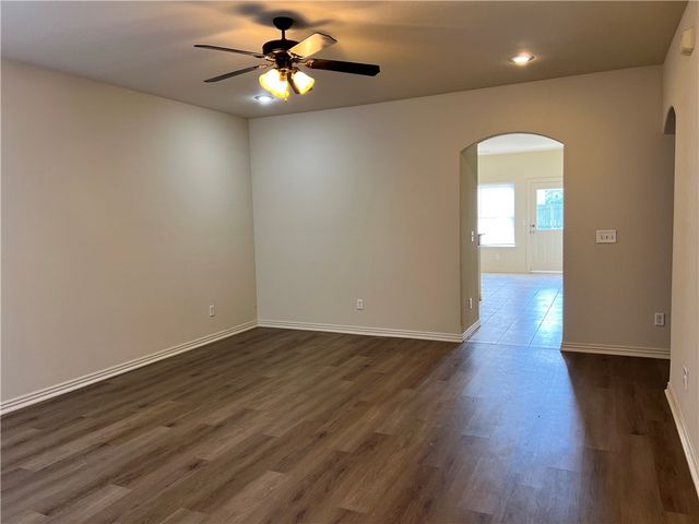 930 Kensington Drive, Centerton, AR 72719