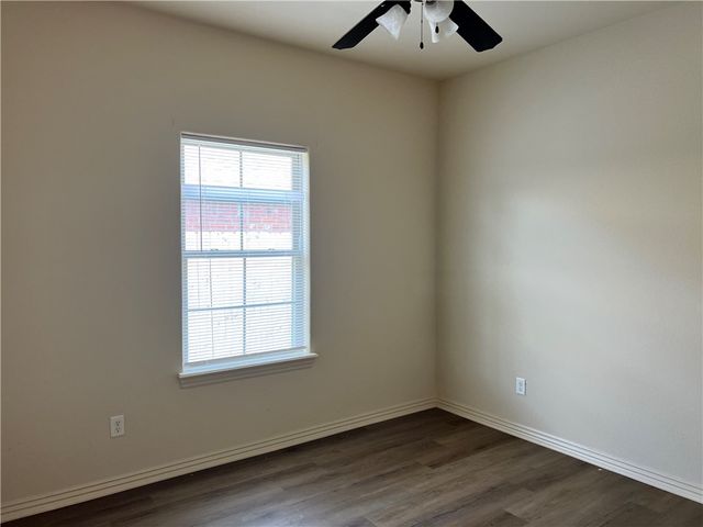 930 Kensington Drive, Centerton, AR 72719