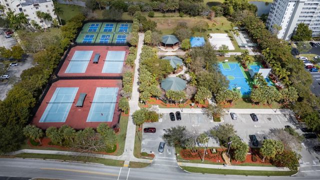 3001 S Palm Aire Drive 105, Pompano Beach, FL 33069