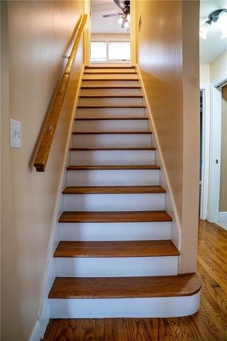 2011 Lovers Lane, St Joseph, MO 64505