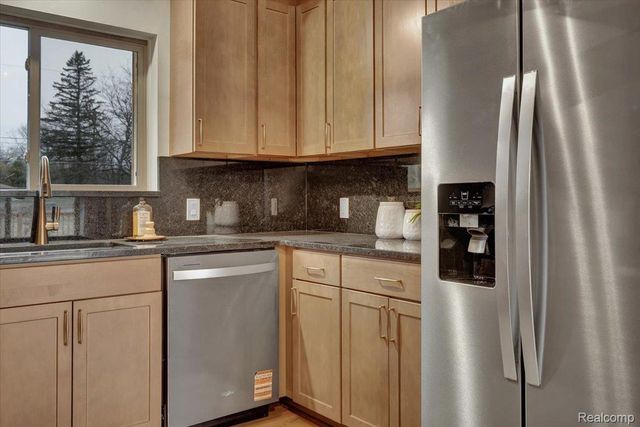 1365 Thistelridge, Holly Township, MI 48442