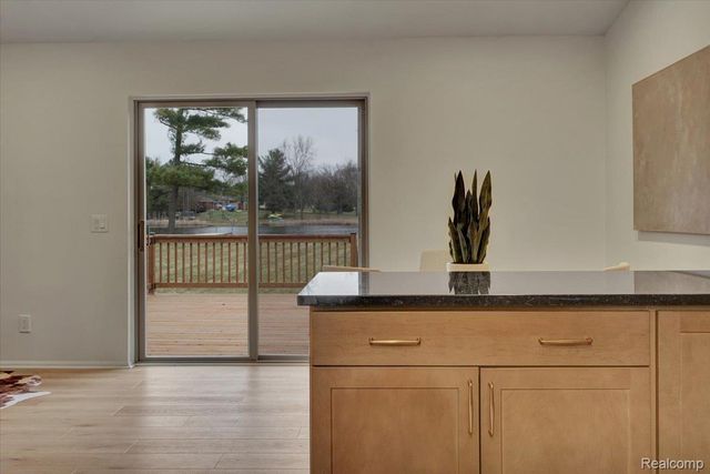 1365 Thistelridge, Holly Township, MI 48442