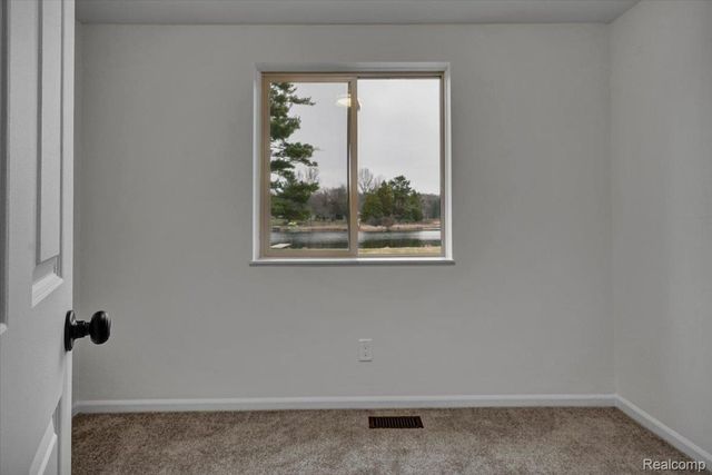 1365 Thistelridge, Holly Township, MI 48442