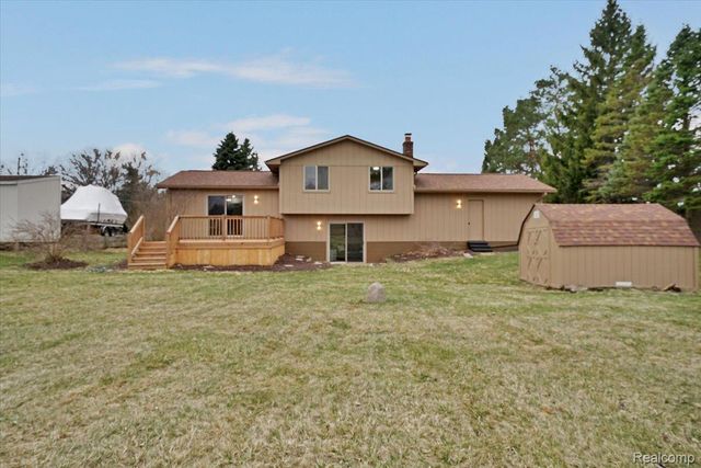 1365 Thistelridge, Holly Township, MI 48442