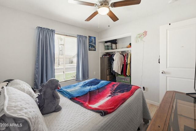 2520 E LIBBY Street, Phoenix, AZ 85032