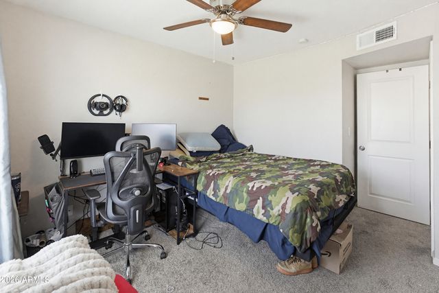 2520 E LIBBY Street, Phoenix, AZ 85032